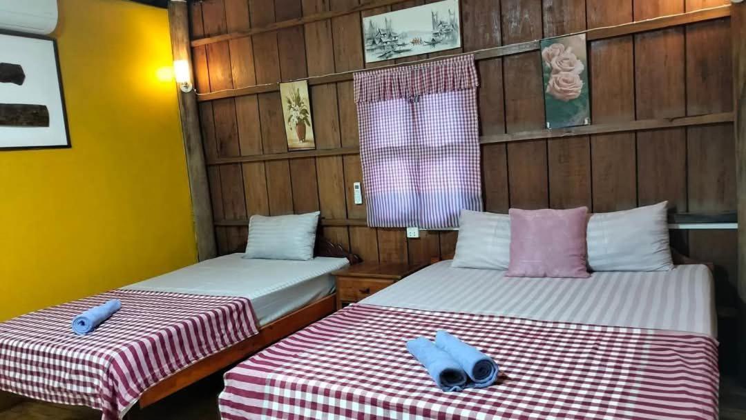 Fish Island Bungalows Kampot Exterior photo